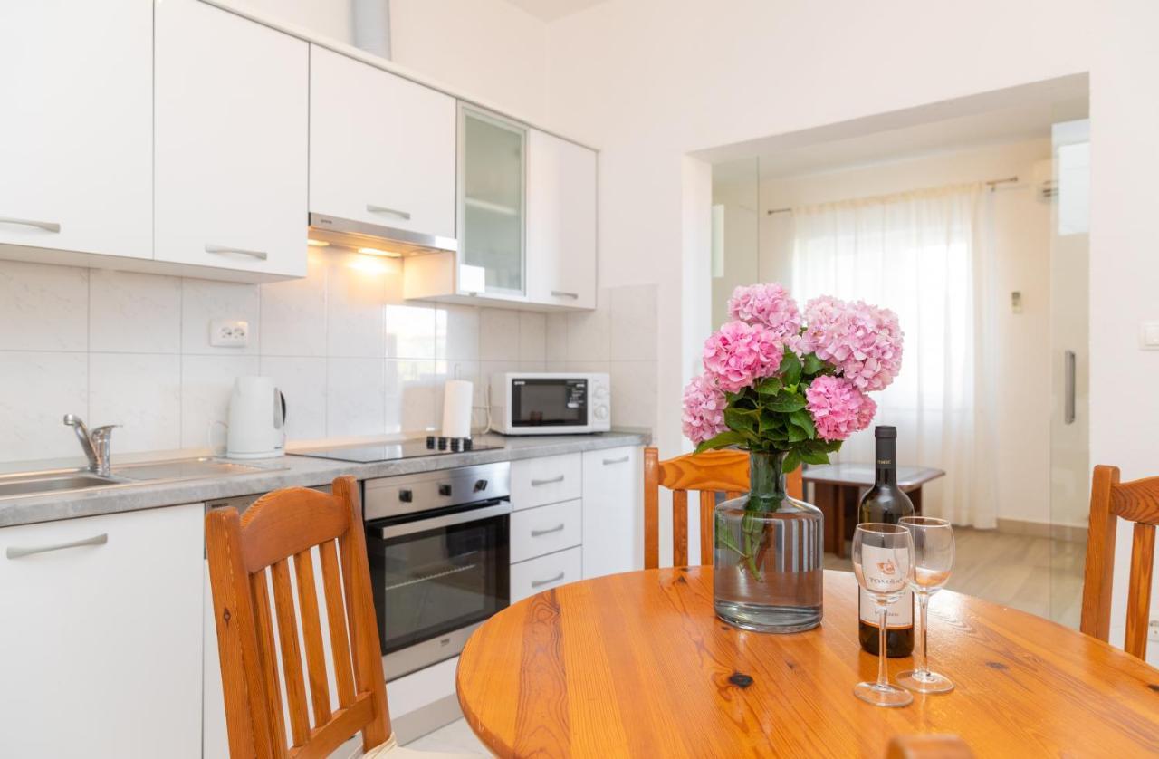 Apartments Ella スペタル エクステリア 写真