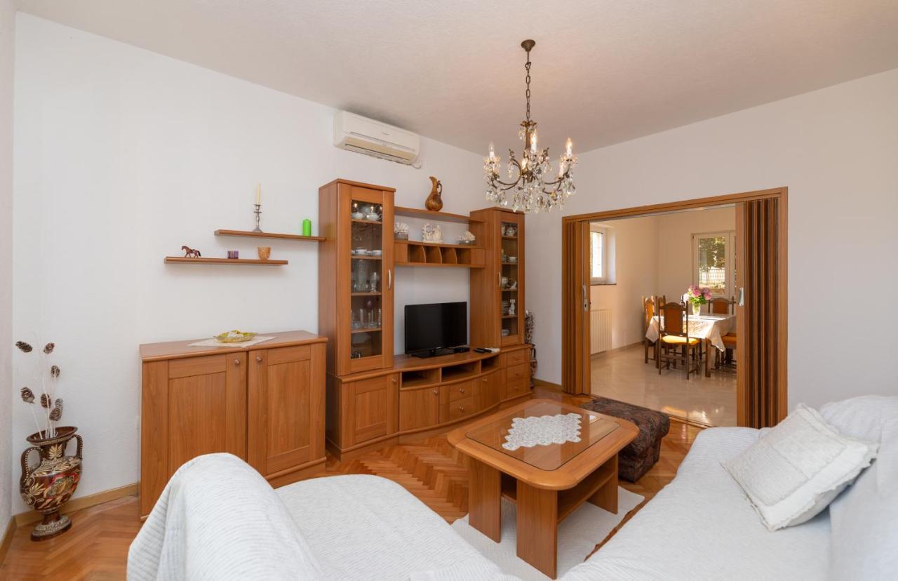 Apartments Ella スペタル エクステリア 写真
