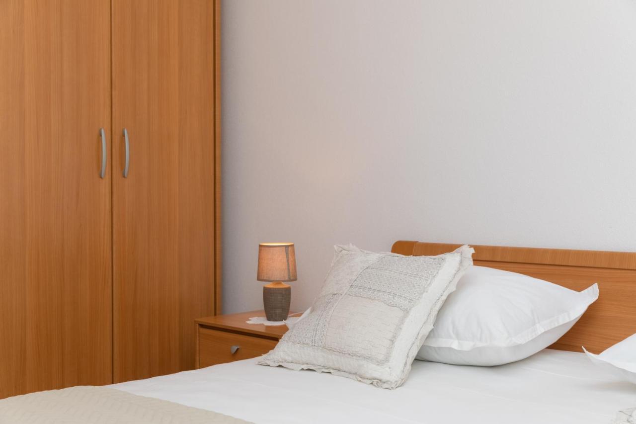 Apartments Ella スペタル エクステリア 写真